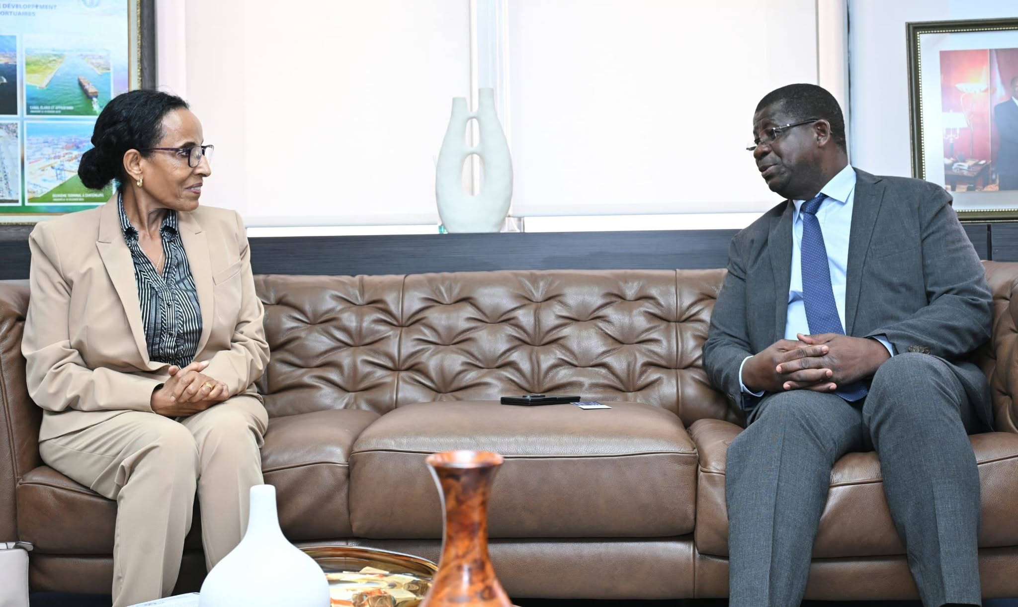 Le ministre HIEN SIE échange avec Ambassadrice de la République Démocratique Fédérale d'Éthiopie