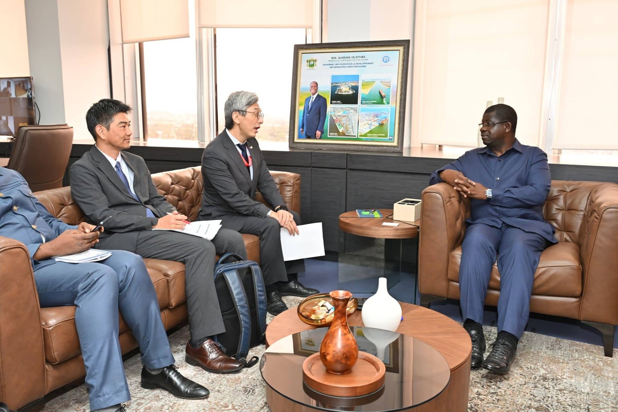 AUDIENCE : LE MINISTRE YACOUBA HIEN SIE ECHANGE AVEC UNE DÉLÉGATION DE LA JICA